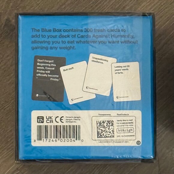 Cards Against Humanity + 5 Expansion Boxes (Brand New Blue Box) - Picture 8 of 9